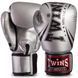 Перчатки боксерские PU на липучке TWINS FBGVSD3-TW6 (р-р 10-16oz, цвета в ассортименте) FBGVS3-TW6 FBGVSD3-TW6_Серебряный_14_унции фото